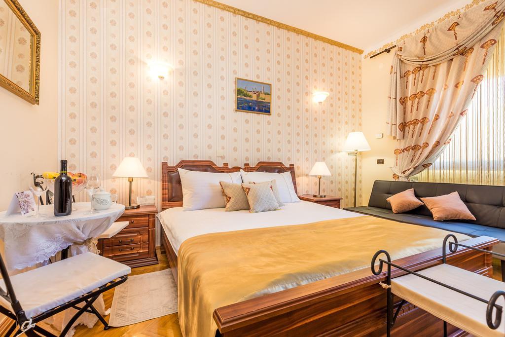 Villas Arbia - Margita Beach Hotel Банёл Экстерьер фото